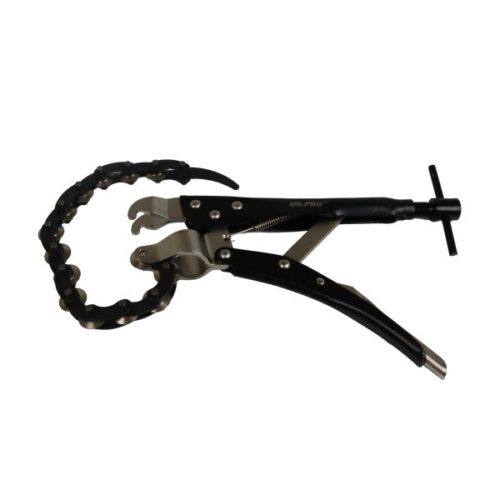 EXHAUST PIPE CUTTER WITH LOCKING GRIP