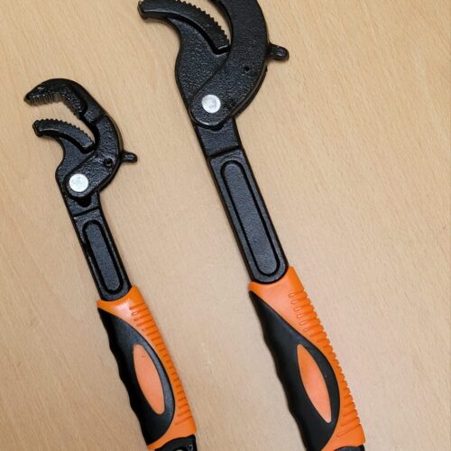 2 pcs Multi-Functional Fast Pipe Wrench Set