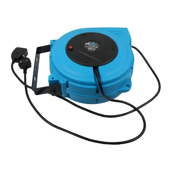 US PRO 15 Meter Wall Mounted Retractable Cable Reel 230V 3200W
