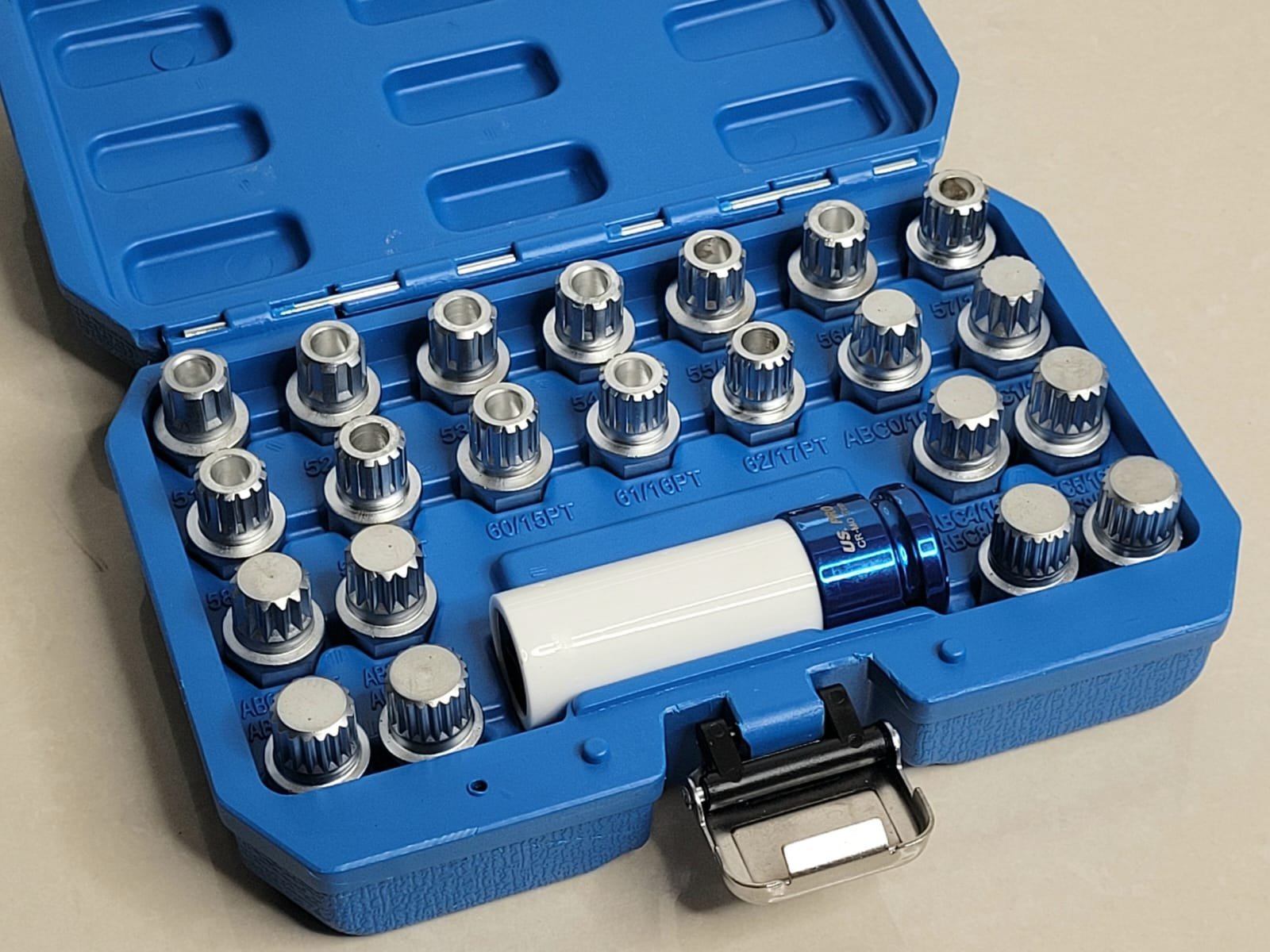 US PRO 23 Piece VAG Locking Wheel Nut Key Set Suits Volkswagen & Audi Group vehicles
