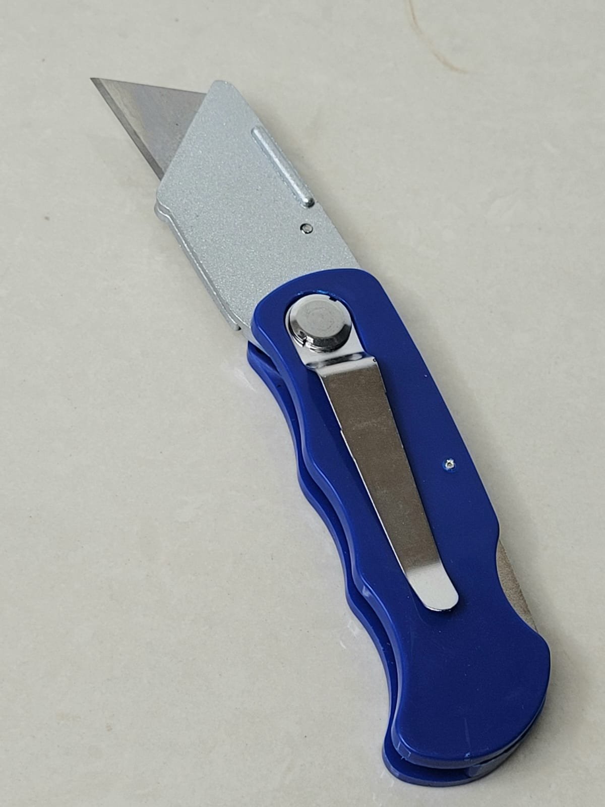 US PRO Light Weight Folding Knife | Abs Handle | With 5 Spare Blades & Quick Change Blade System