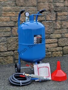 Manarola 20 Gallon Abrasive Sand Blaster