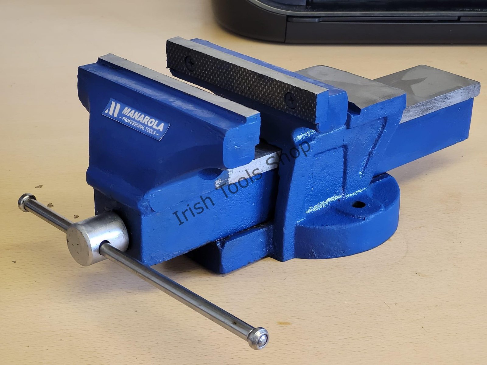 150mm Fixed Base Bench Vice With Hardened & Tempered Carbon Steel Jaws