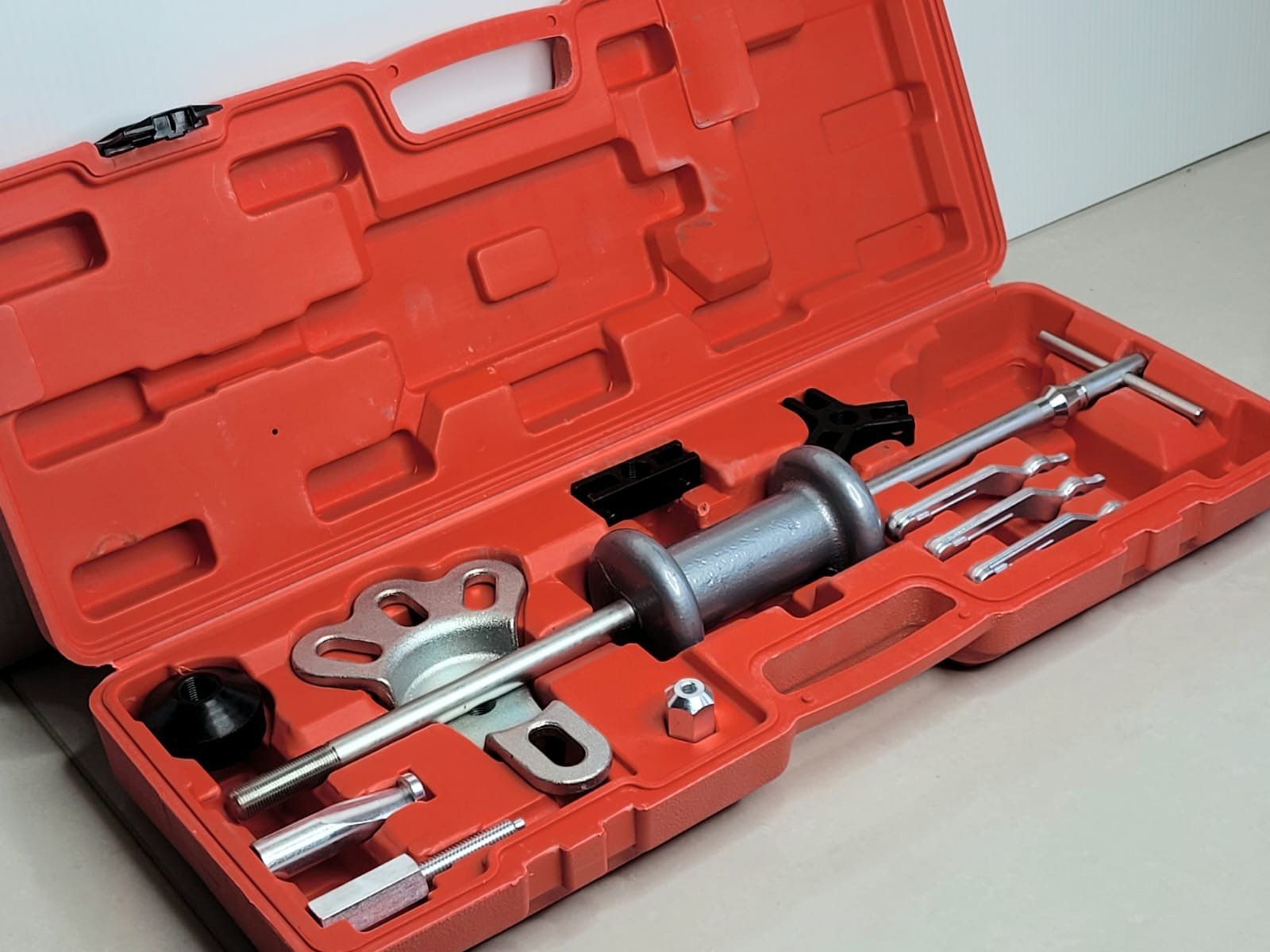 17 Piece Industrial Grade Slide Hammer Puller Set