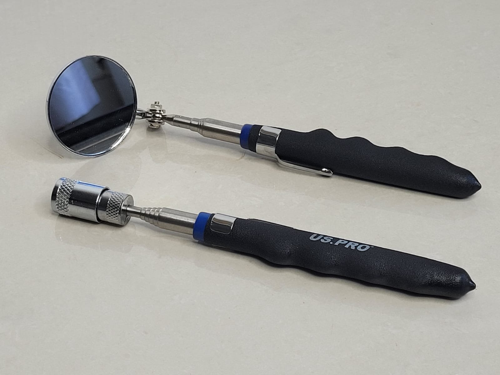 US PRO Telescopic Magnetic Pick Up Tool With Magnetic End & LED Light