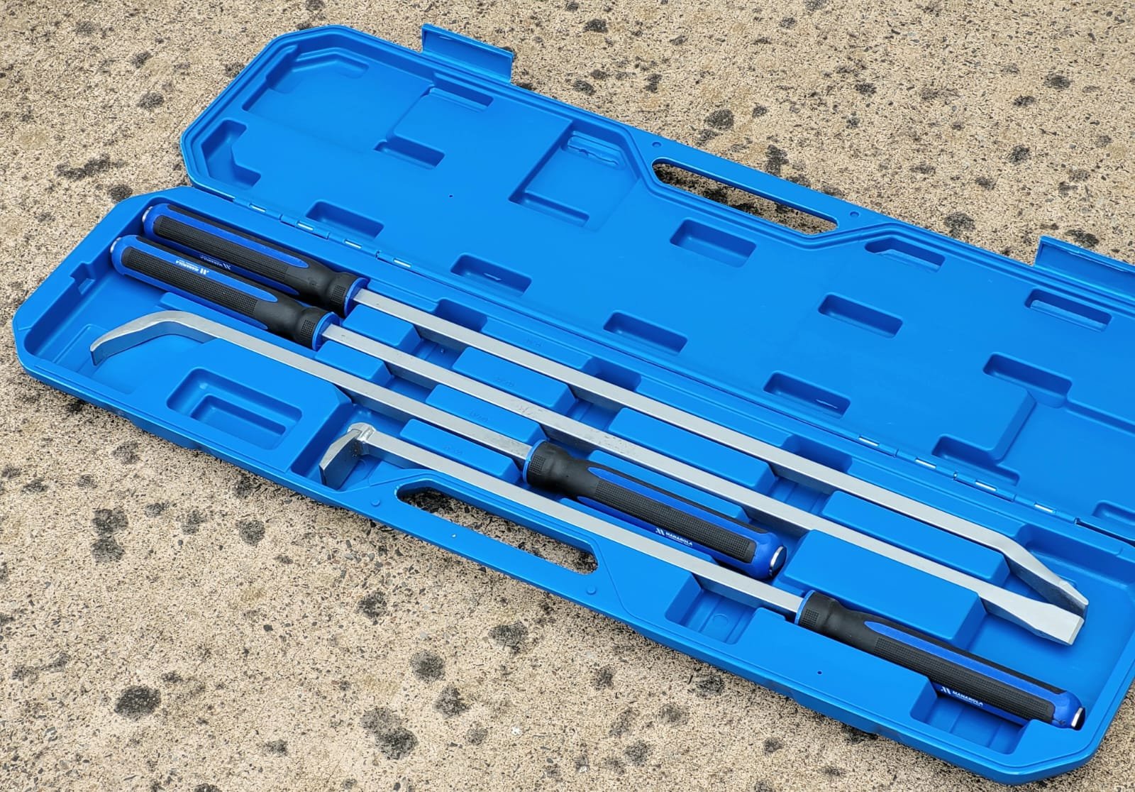 4 Piece Heavy Duty Pry Bar Set For Trucks & Large Vehicles